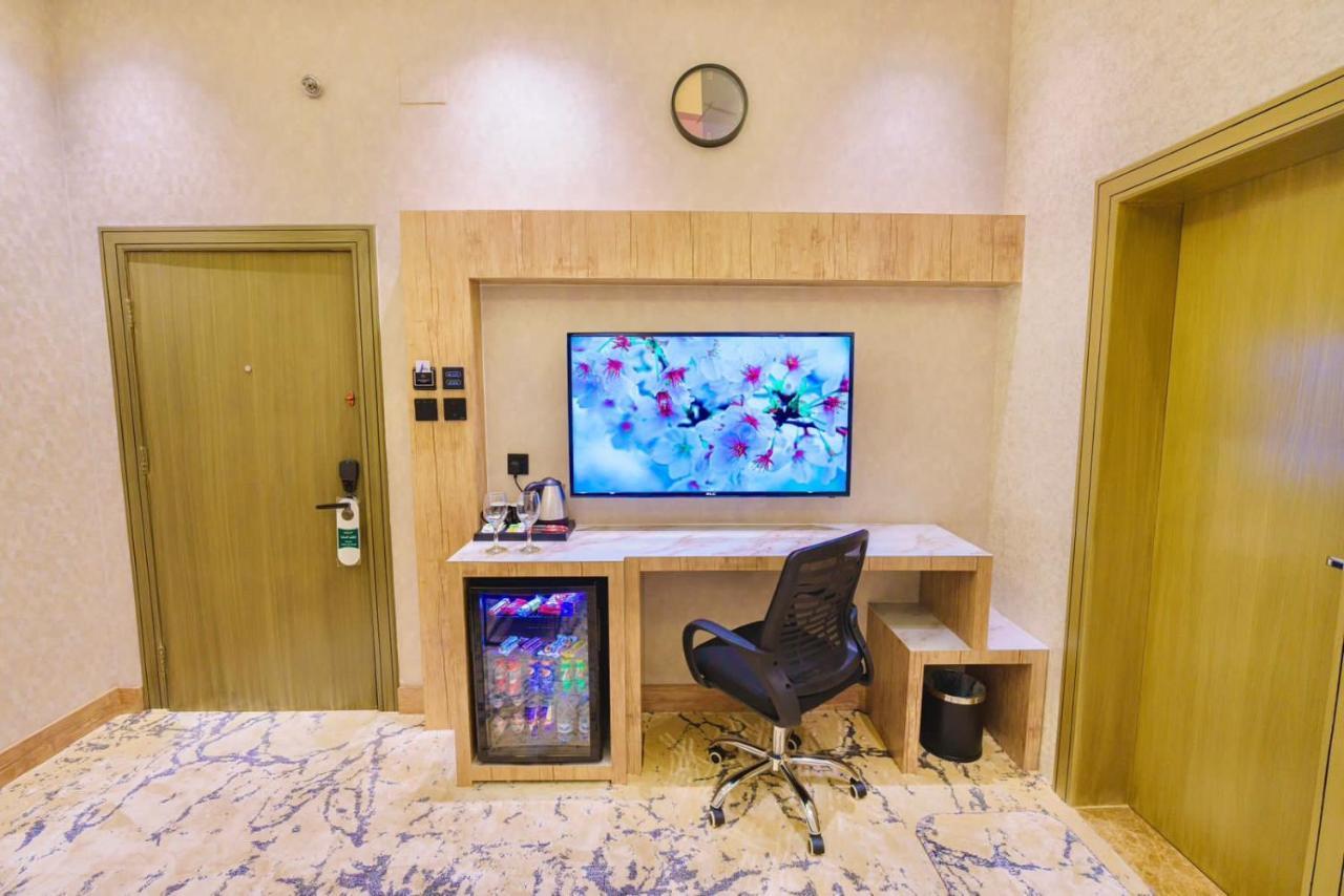 Wissam Al-Hawra Hotel Umm Lajj Exterior photo