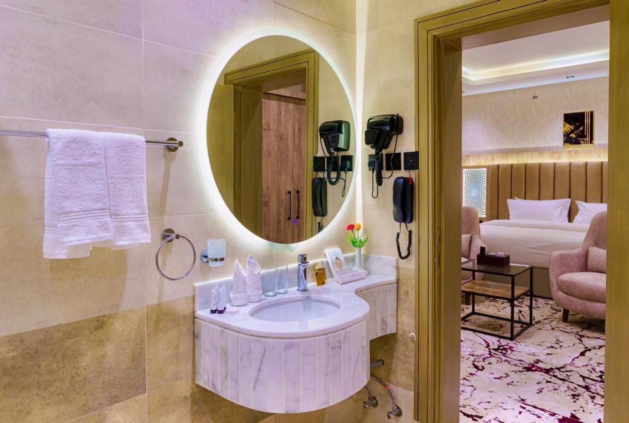 Wissam Al-Hawra Hotel Umm Lajj Exterior photo